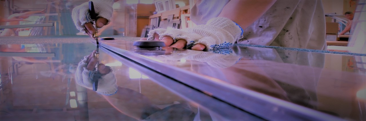 Slider, Glass Cutting Service in South London